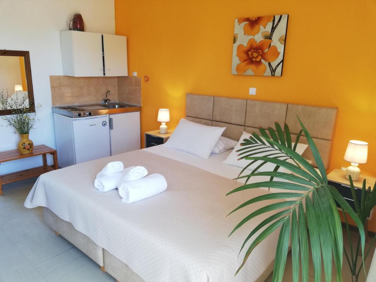 Villa Daizy Boutique Apartments Лаганас Экстерьер фото