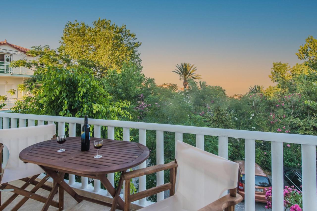 Villa Daizy Boutique Apartments Лаганас Экстерьер фото
