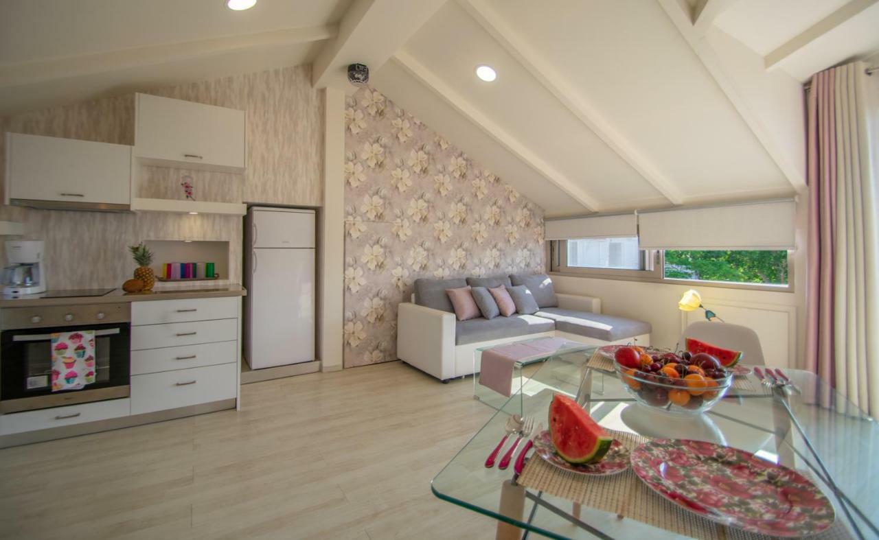 Villa Daizy Boutique Apartments Лаганас Экстерьер фото